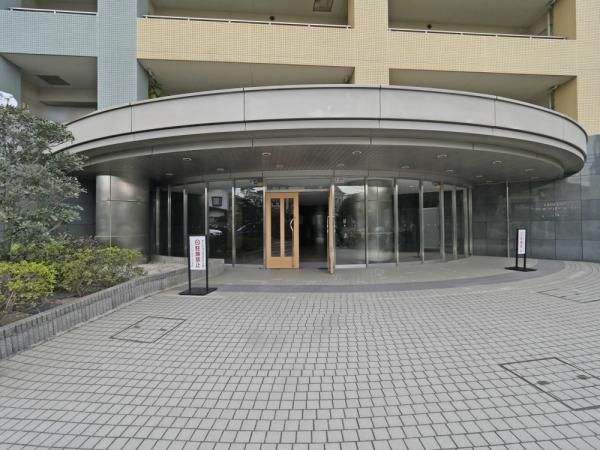 Spacious 4SLDK Apartment for Sale in Kawasaki, Kanagawa - Thumbnail 3