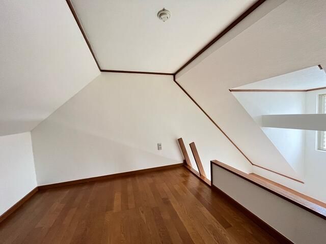 1K Apartment for Rent in Tachikawa, Tokyo - Villa Ichibancho - Thumbnail 2