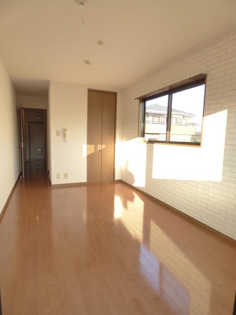 1K Apartment for Rent in Kashiwa City, Chiba - Thumbnail 4