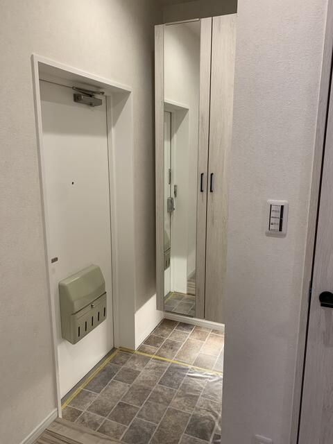 2LDK Apartment for Rent in Mejiro, Toshima-ku, Tokyo - Thumbnail 3