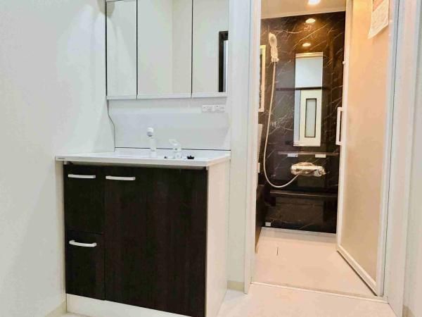 4LDK Detached House for Sale in Tsu, Mie Prefecture - Thumbnail 3