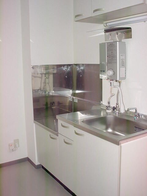 Studio Avant Commercial Space for Rent in Yamagata City - Thumbnail 3