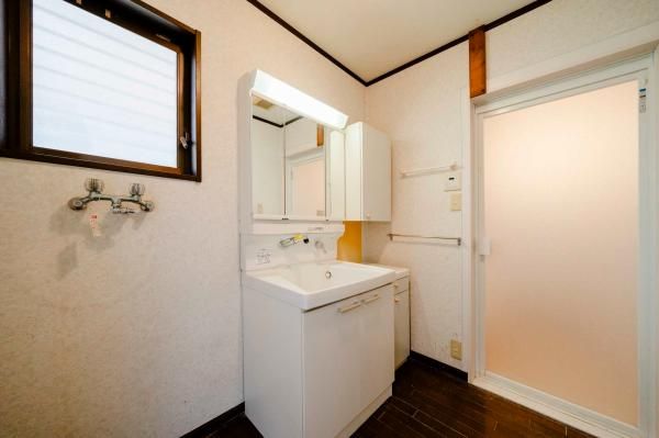 4LDK Detached House for Sale in Sakuragaoka, Ikoma, Nara - Thumbnail 3