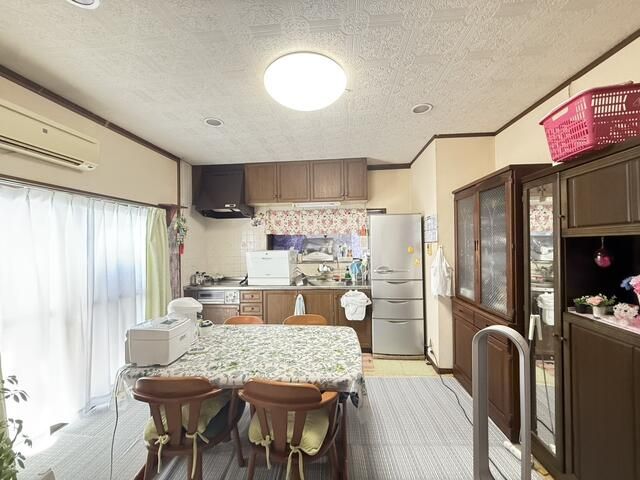 4DK House for Sale in Quiet Awaji, Hyogo with Free Parking - Thumbnail 4