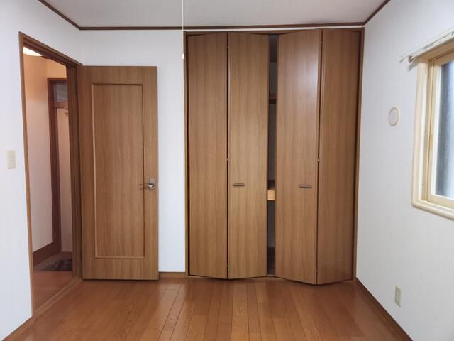 2LDK Apartment for Rent in Akita City, Akita Prefecture - Thumbnail 4