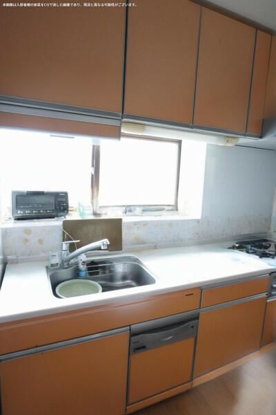 1979 6K House in Quiet Toyama Neighborhood with Parking - Thumbnail 3