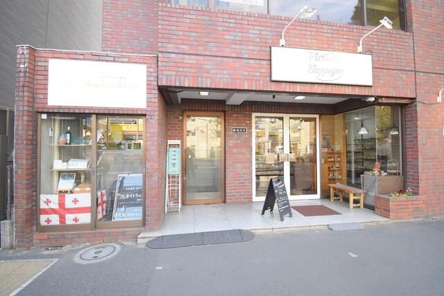 Office for Rent in Nakano, Tokyo - 58 sqm near Nogata Station - Thumbnail 2