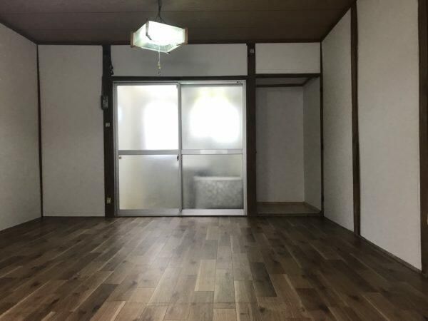 1LDK House in Yao, Osaka with Unique Ownership Structure - Thumbnail 2