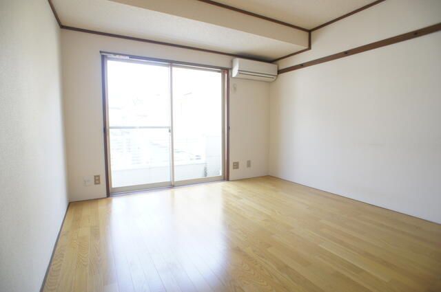 1K Apartment for Rent near Niigata Daigaku-mae Station, Niigata - Thumbnail 2