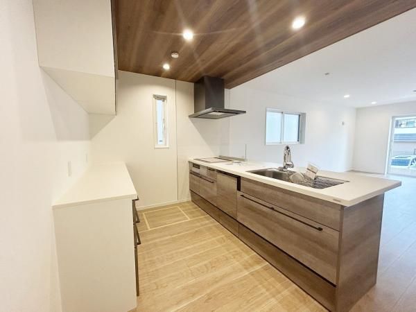 New 4LDK House in Takarazuka, Hyogo - 2025 Build - Thumbnail 2
