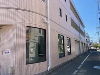 Renovated 8-Unit Apartment Building for Sale in Katsushika, Tokyo - Thumbnail 3