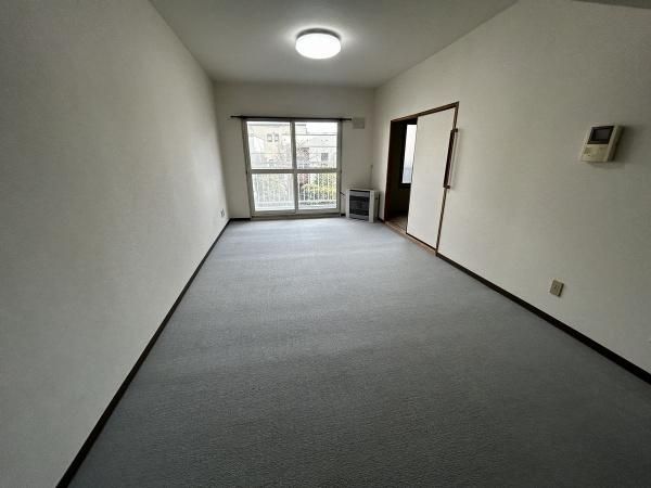 3LDK Used Condominium in Atsubetsu, Sapporo, Hokkaido - Thumbnail 2