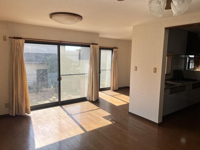 2LDK Used House for Sale in Fujisawa, Kanagawa - Thumbnail 4