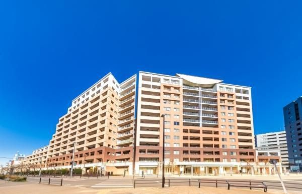 Crescent Kunitachi Diana Place 2LDK Apartment for Sale - Image 1