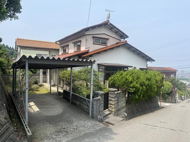 5DK Detached House on Corner Lot in Kanazawa, Ishikawa - Main Image