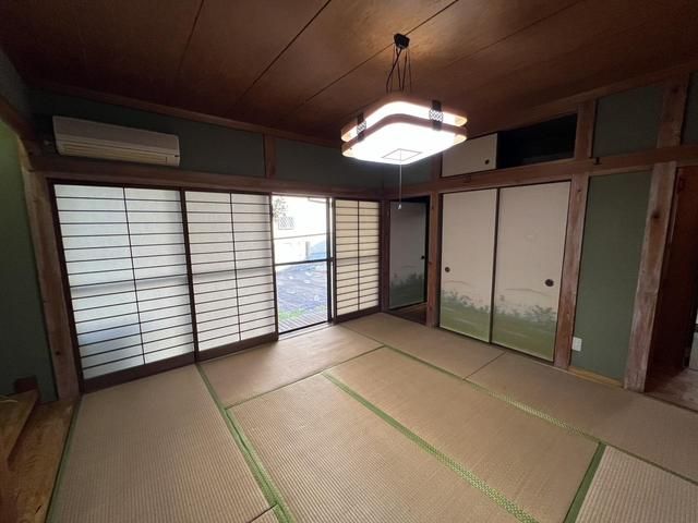 4SDK Wooden House on 233sqm Land in Higashihiroshima - Image 22