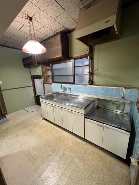 4SDK Wooden House on 233sqm Land in Higashihiroshima - Image 19