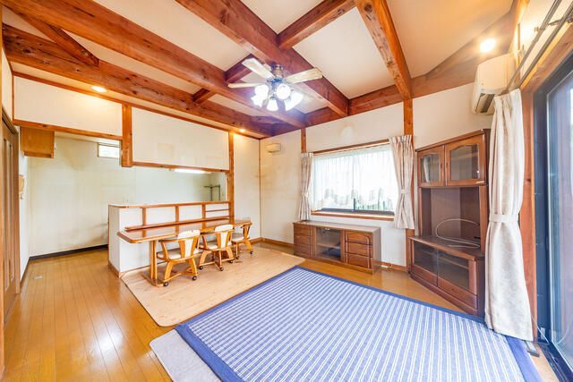 5LDK House for Sale in Ashiya Town, Fukuoka with Garden and Parking - Thumbnail 4