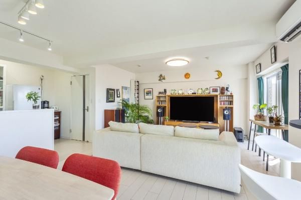 Cosmo Aobadai West Hills 2LDK Apartment for Sale in Yokohama - Thumbnail 4