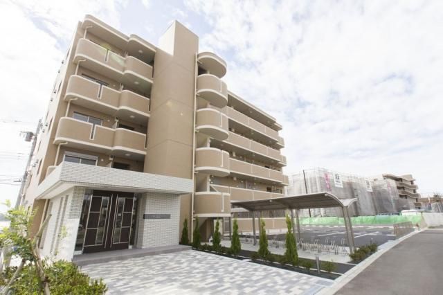 Modern 1K Apartment for Rent in Hiratsuka, Kanagawa - Thumbnail 2