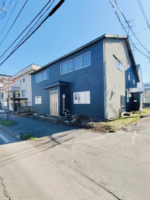Commercial Building for Rent in Sapporo Nishi Ward - 57.4 sqm - Thumbnail 2