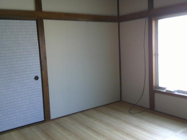 Used 3LDK House for Sale in Toride, Ibaraki - Thumbnail 2