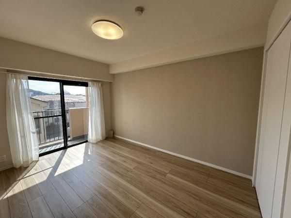 3LDK Apartment for Sale in Zushi, Kanagawa - Thumbnail 3