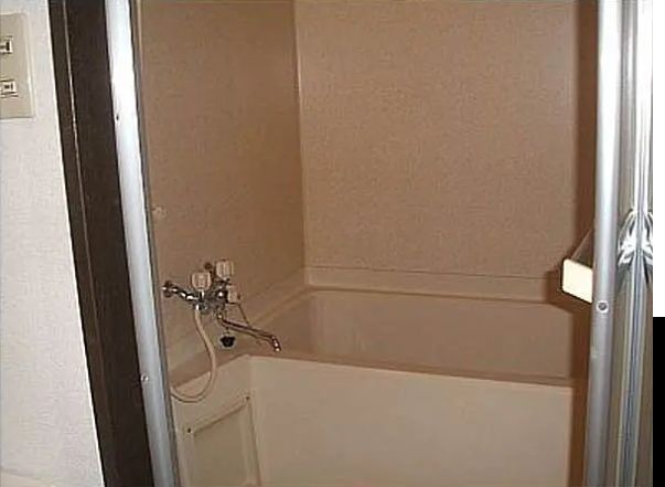 Used 1K Apartment in Hakodate, Hokkaido - 25.79 sqm - Thumbnail 4