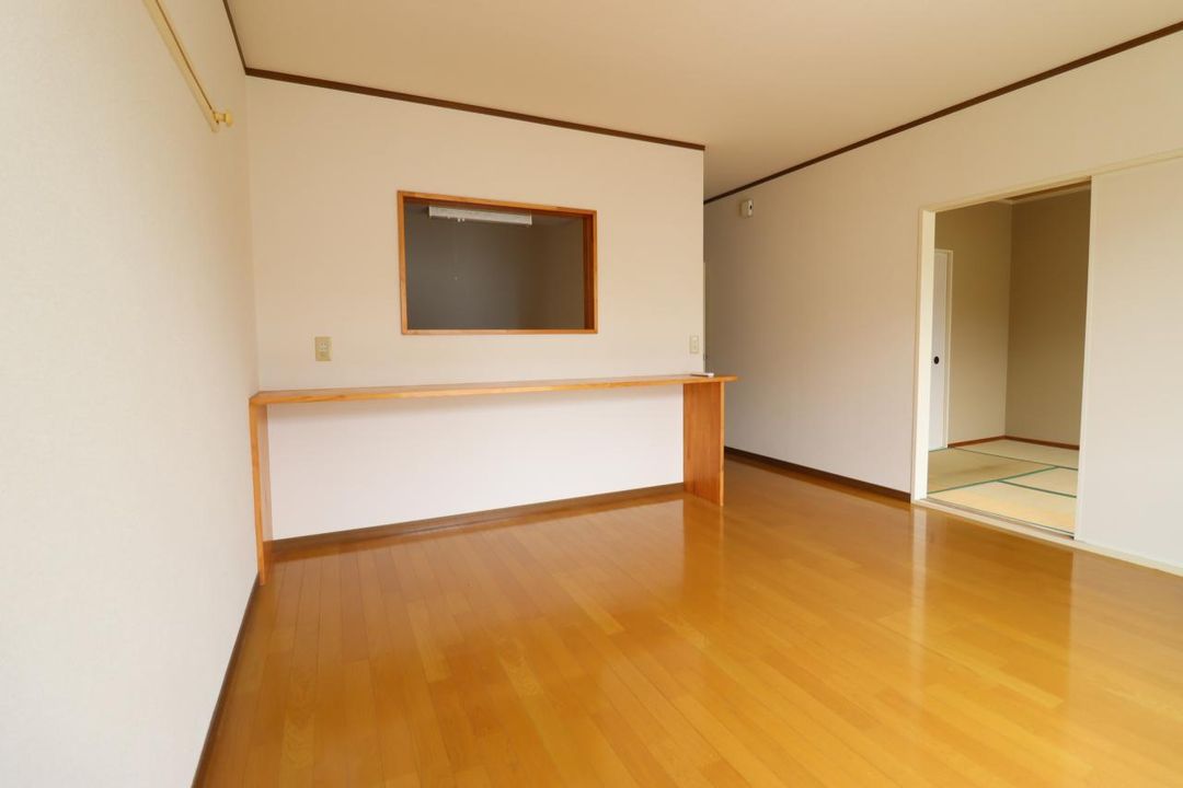 2LDK Apartment for Rent in Aizuwakamatsu, Fukushima - Thumbnail 4