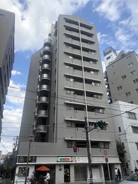 1K Apartment for Sale in Nezu, Bunkyo, Tokyo - Thumbnail 2