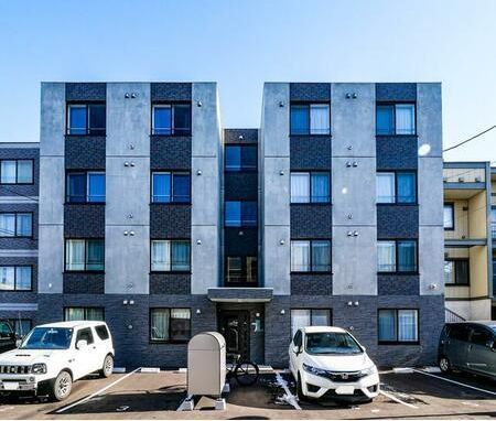 2019 Built 20-Unit Apartment Building for Sale in Sapporo's Toyohira - Thumbnail 2