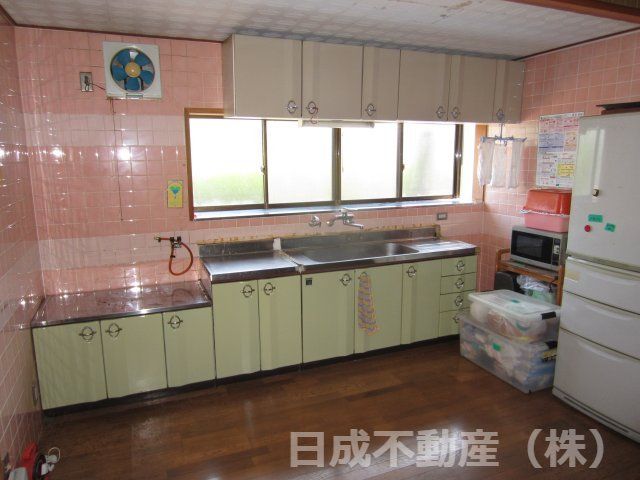 10SDK House on 828 sqm Corner Lot in Nagahama, Shiga - Image 22