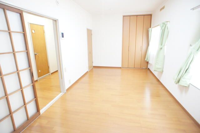 1K Apartment for Rent in Niigata City's Nishi Ward - Thumbnail 2