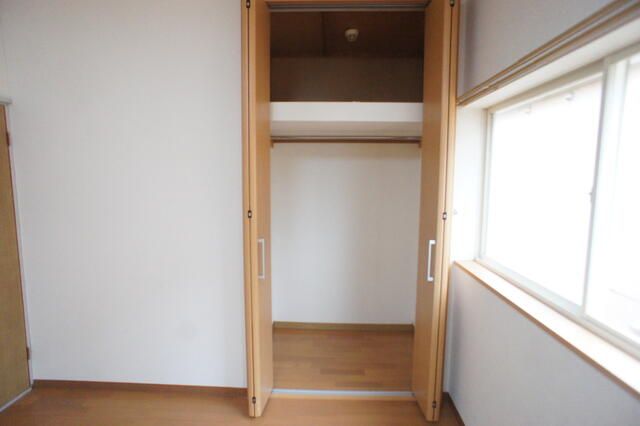1K Apartment for Rent in Niigata City's Nishi Ward - Thumbnail 4
