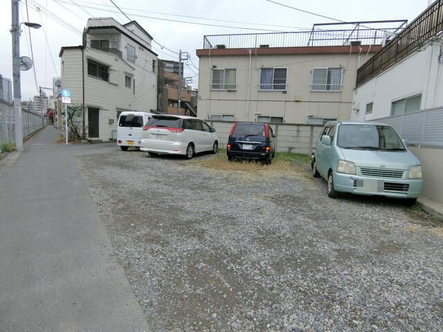Parking Space for Rent in Ikebukuro, Tokyo | 35,000 Yen/Month - Thumbnail 2