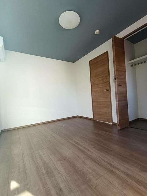 New Office for Rent in Nakano, Tokyo - 76 sqm - Thumbnail 3