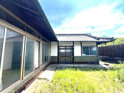 Spacious 2DK House on Large Plot in Quiet Mannō Town, Kagawa — Image 7, Mannou, Kagawa