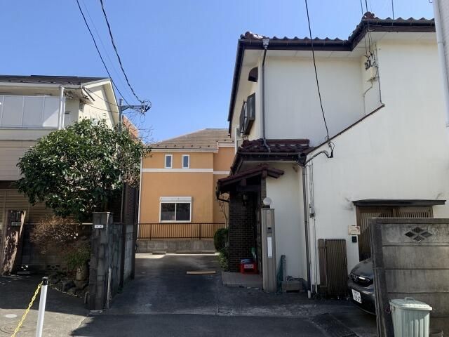 Two-Building Investment Property in Nishitokyo, Tokyo - Thumbnail 2