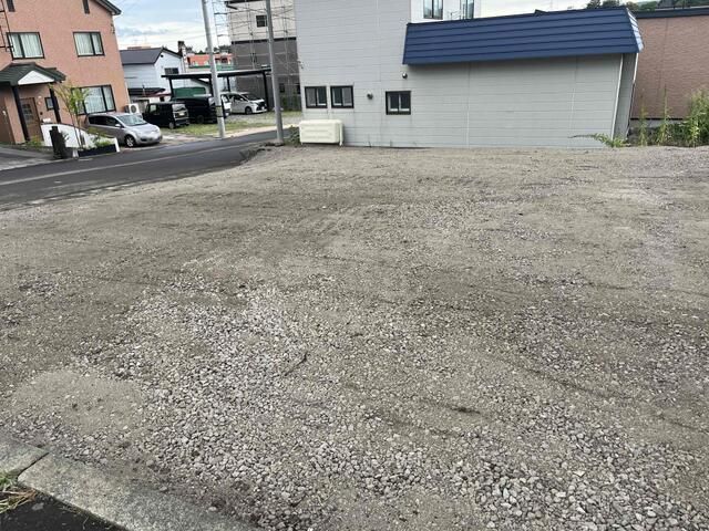Rental Parking Space in Otaru, Hokkaido - No Key Money - Thumbnail 2