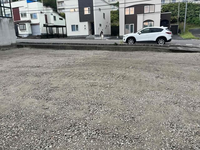 Rental Parking Space in Otaru, Hokkaido - No Key Money - Thumbnail 4