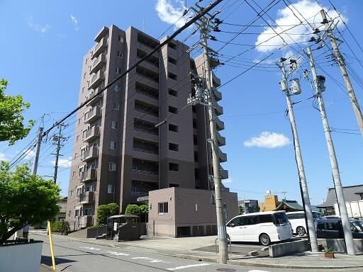 2LDK Apartment for Rent in Yamagata City, Yamagata - Thumbnail 2