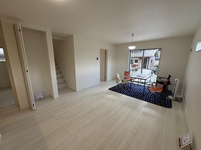 New 4LDK House in Sakabegaoka, Yokkaichi - ZEH Standard - Thumbnail 3