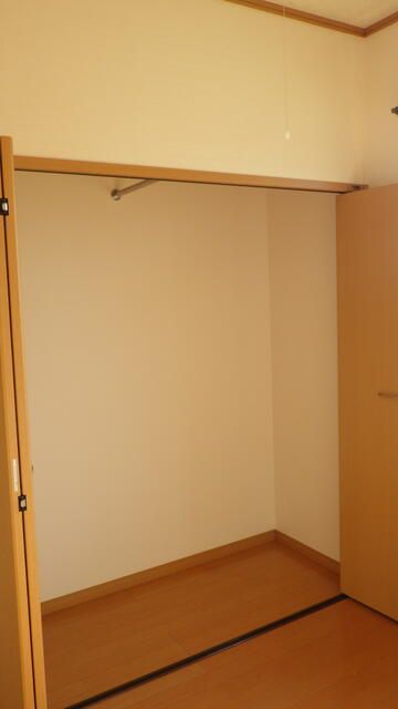 2DK Maisonette Apartment for Rent in Osaki City, Miyagi - Thumbnail 2