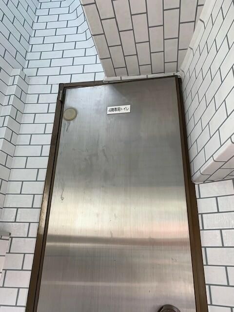 Nerima Triangle Building Apartment for Rent in Tokyo - Thumbnail 2
