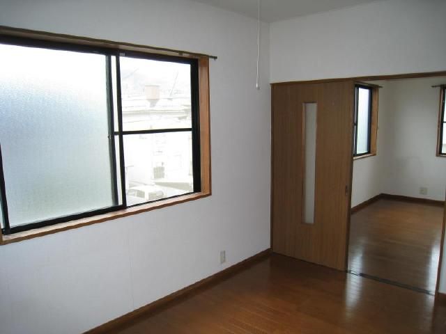 2K Apartment for Rent in Yamagata City - 42.97m² - Thumbnail 2
