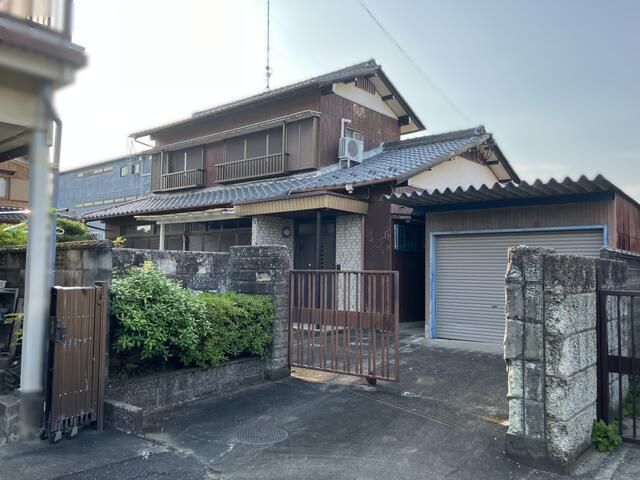 5DK House for Sale on 398m² Land in Ōgaki, Gifu - Image 1