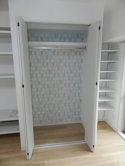 1LDK Apartment for Rent in Koishika, Bunkyo, Tokyo - Thumbnail 2