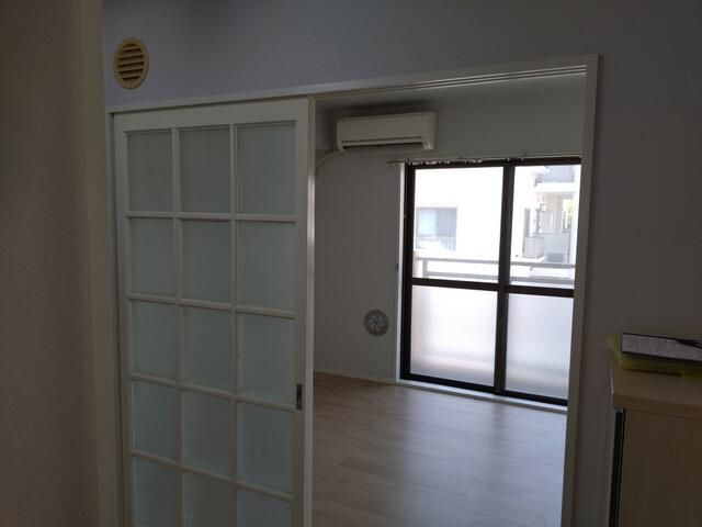 1K Apartment for Rent near Minami-Gyotoku Station, Ichikawa - Thumbnail 4