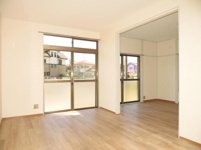 2LDK House for Rent in Fujisawa Near Chogo Station - Thumbnail 3