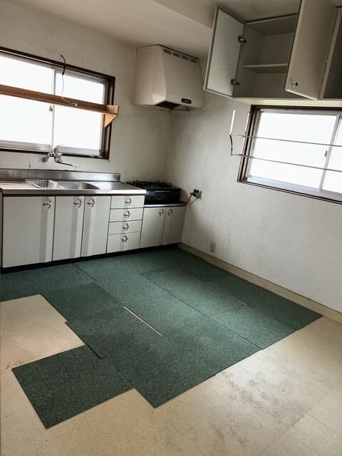 5DK House for Sale in Niihama, Ehime - Image 1